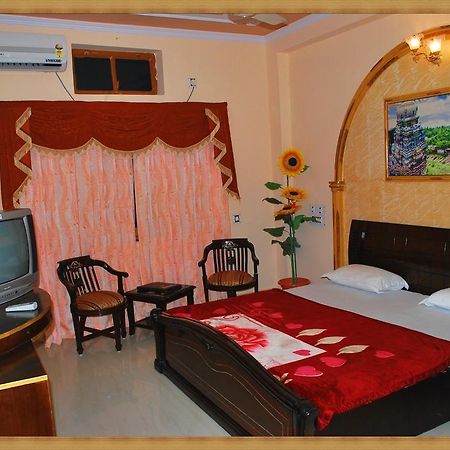 Rishabh Grand Castle Resort Rishīkesh Exterior foto