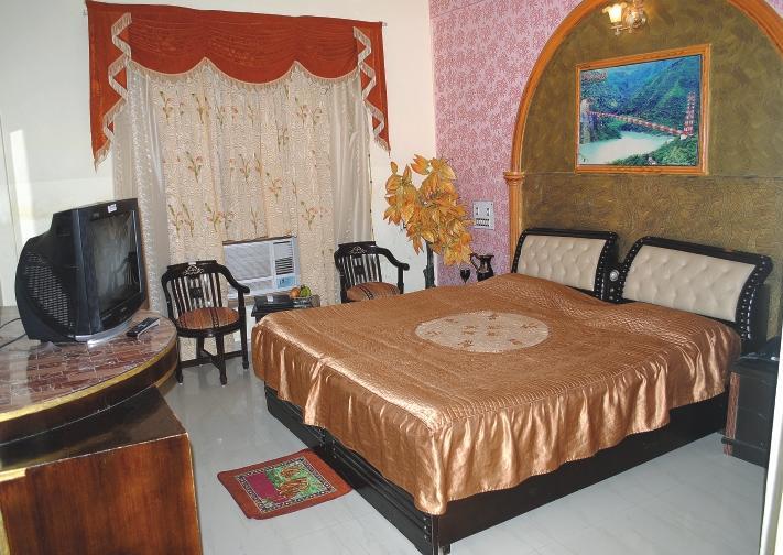 Rishabh Grand Castle Resort Rishīkesh Zimmer foto